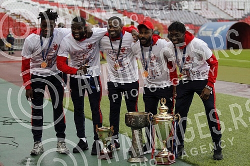 The traditional ceremony of awarding cups and medals intended for the winners of the Linglong Tire Super League of Serbia.Tradicionalna ceremonija dodele pehara i medalja namenjenih osvajacima Linglong Tire Super lige Srbije