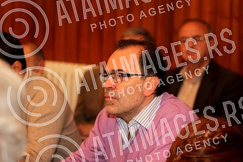 Sastanak u Skupstini grada Beograda Vanje Udovicica, ministra omladine i sporta Republike Srbije i Antidoping Agencije Srbije sa predstavnicima granskih saveza kako bi ih upoznali sa njihovim obavezama koje proisticu iz novog Zakona o sprecavanju dop Sastanak u Skupstini grada Beograda Vanje Udovicica, ministra omladine i sporta Republike Srbije i Antidoping Agencije Srbije sa predstavnicima granskih saveza kako bi ih upoznali sa njihovim obavezama koje proisticu iz novog Zakona o sprecavanju dop