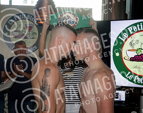 The official measurement of the boxer before the match for the defense of the WBC tutile Mediterranean was held in the restaurant Le Petit Bistro Blue CenterZvanicno merenje boksera pred mec za odbradu WBC tutile Maditerana odrzano je u restoranu L