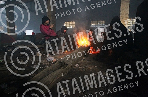 Abandoned hangar behind the bus and train station where the migrants from war-torn countries (Middle East) have found refuge on the road to European Union countries.Napusteni hangar iza autobuske i zelezniccke stanice na kome su migranti iz ratom za