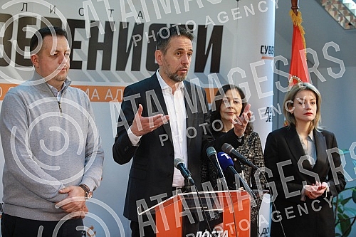 A press conference was held in the premises of the Enough was Enough Sovereignists party, at which the DJB presidential candidate was presented.U prostorijama stranke Dosta je bilo Suverenist odrzana je konferencija za novinare na kojoj je predstav