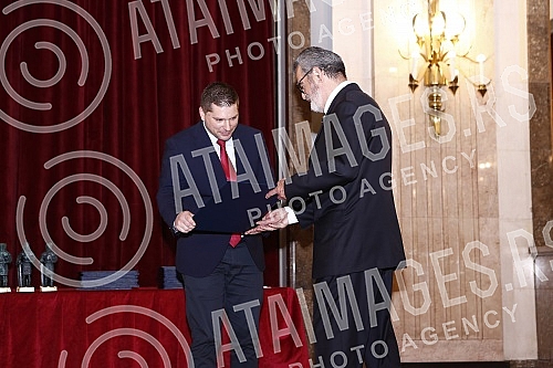 At the ceremony in the City Assembly, the representatives of the City of Belgrade presented the Awards of the City of Belgrade - Despot Stefan Lazarevic for 2021.Na svecanosti u Skupstini grada predstavnici Grada Beograda dodelili su Nagrade grada 