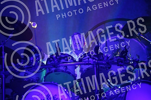 The concert of Nick Mason's Saucerful of Secrets, which performs music by Pink Floyd, was held at the Belexpo Center.
Koncert sastava Nick Mason's Saucerful of Secrets, koji izvodi muziku Pink Floyda, odrzan je u Belexpo centru The concert of Nick Mason's Saucerful of Secrets, which performs music by Pink Floyd, was held at the Belexpo Center.
Koncert sastava Nick Mason's Saucerful of Secrets, koji izvodi muziku Pink Floyda, odrzan je u Belexpo centru