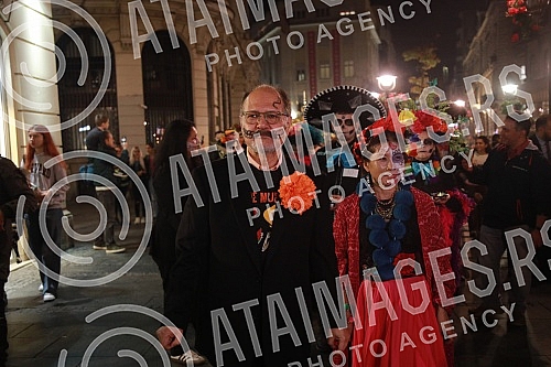 The Embassy of Mexico in Serbia and the Cervantes Institute in Belgrade mark the famous Mexican holiday Day of the Dead with a big celebration and presentation of the traditional altar of the dead.Ambasada Meksika u Srbiji i Institut Servantes u Be