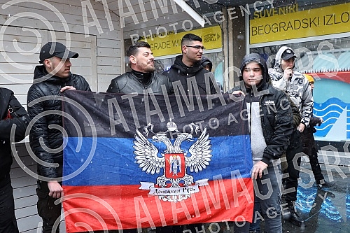 A gathering of non-governmental organizations against the Russian invasion of Ukraine began in Knez Mihailova Street in downtown Belgrade, in front of the Cultural Center.Skup nevladinih organizacija protiv ruske invazije na Ukrajinu, poceo je u Kn