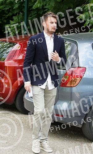 Football player Aleksandar Mitrovic and his longtime girlfriend Kristina Janjic, after the church wedding, organized a celebration in the restaurant Topciderac. Fudbaler Aleksandar Mitrovic i njegova dugogodisnja devojka Kristina Janjic, posle crkv