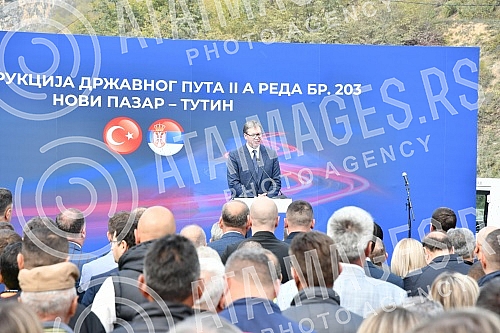 Serbian President Aleksandar Vucic attended the opening ceremony of the reconstructed road Novi Pazar - Tutin.Predsednik Srbije Aleksandar Vucic prisustvovao je ceremonije otvaranja rekonstruisanog puta Novi Pazar - Tutin.