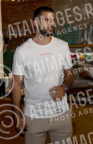 Promotion of new Gillette product hel in kafe Magazin.Promocija novog Zilet (Gillette) proizvoda u kafeteriji Magazin.