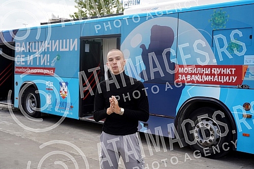 Rapper Mihajlo Veruovic - Voyage, as part of the action that Skymusic is implementing in cooperation with the City of Belgrade, pointed out the importance of vaccination in front of the 