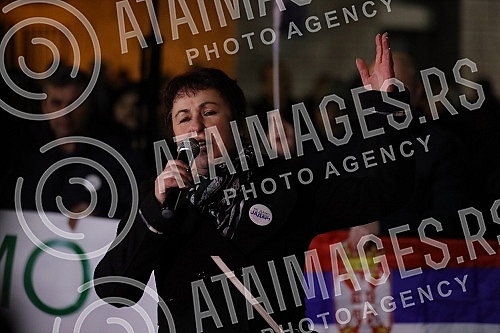 In front of the Presidency of Serbia, despite the ban on the gathering, several hundred citizens gathered at a protest organized by the organization Kreni - Promeni, demanding a ban on the extraction of pine and lithium.
Ispred Predsednistva Srbije, In front of the Presidency of Serbia, despite the ban on the gathering, several hundred citizens gathered at a protest organized by the organization Kreni - Promeni, demanding a ban on the extraction of pine and lithium.
Ispred Predsednistva Srbije,