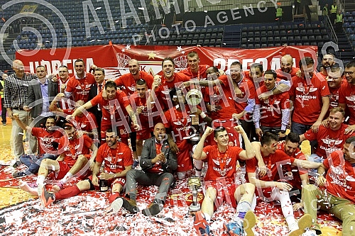 Serbian basketball League (KLS) playoffs final, 4th game, between KK Crvena Zvezda Telekom and KK Partizan NIS played at Aleksandar Nikolic sports hall.
Cetvrta utakmica finala plej ofa Kosarkaske Lige Srbije (KLS) izmedju kosarkasa Crvene zvezde Tel Serbian basketball League (KLS) playoffs final, 4th game, between KK Crvena Zvezda Telekom and KK Partizan NIS played at Aleksandar Nikolic sports hall.
Cetvrta utakmica finala plej ofa Kosarkaske Lige Srbije (KLS) izmedju kosarkasa Crvene zvezde Tel