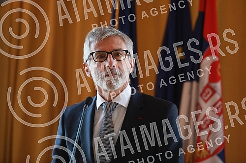 At the residence of the French Embassy, ââAmbassador Pierre Cochard presented the highest French decoration, the National Order of the Legion of Honor in the rank of Knight, to the Secretary General of the Europa Nostra organization Sneski Quaedv