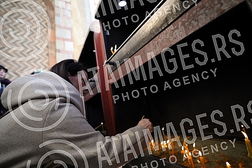 On the fourth anniversary of the murder of Oliver Ivanovic, citizens and opposition leaders gathered in front of the Presidency of the Republic of Serbia, and then went for a walk along the route to the Church of St. Mark under the slogan 