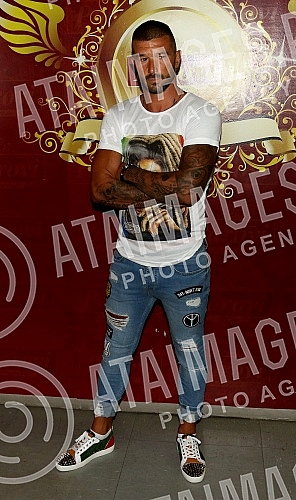 The start of the seventh season is to rid the 