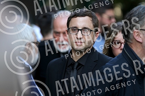 Burial - the cremation of the Serbian actor Predrag Ejdus held at the New Cemetery.
Sahrana - kremacija srpskog glumca Predraga Ejdusa odrzana na Novom groblju. Burial - the cremation of the Serbian actor Predrag Ejdus held at the New Cemetery.
Sahrana - kremacija srpskog glumca Predraga Ejdusa odrzana na Novom groblju.