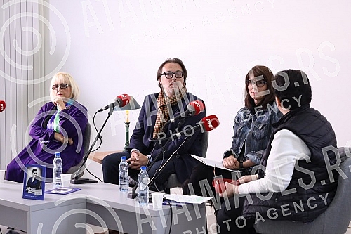 A conversation about the personality and fashion style of the first lady of Yugoslavia, Jovanka Broz, was held at the RTS club.Razgovor o licnosti i modnom stilu prve dame Jugoslavije Jovanki Broz odrzan je  u RTS klubu.