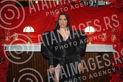 The premiere of the video Rana and the promotion of the album Cinema (Bioskop) by Seka Aleksic was held at the Cinestar cinema in the Ada Mall shopping center.Premijera spota Rana i promocija albuma Bioskop Seke Aleksic odrzana je u bioskopu Cinest