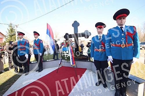 In Sijekovac near Brod, 30 years have been marked since the horrific crime against the Serbian people, committed by Croatian forces, a memorial service was held in the Church of the Holy Great Martyr Mary of Fire, and then wreaths were laid.U Sijek