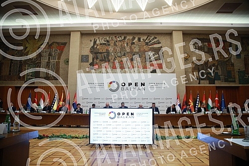 The Open Balkan Leaders' Summit was opened in the Palace of Serbia.U Palati Srbija otvoren je Samita lidera Otvorenog Balkana.