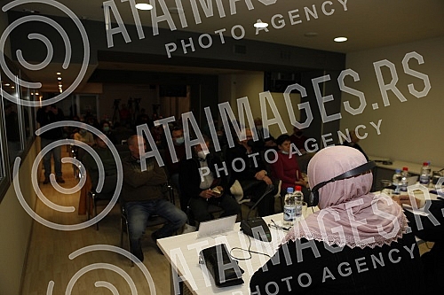 A press conference of Albanian and Serbian families missing in the run-up to International Human Rights Day was held at the media center.
Konferencija za novinare albanskih i srpskih porodica nestalih u susret Medjunarodnom danu ljudskih prava odrza A press conference of Albanian and Serbian families missing in the run-up to International Human Rights Day was held at the media center.
Konferencija za novinare albanskih i srpskih porodica nestalih u susret Medjunarodnom danu ljudskih prava odrza