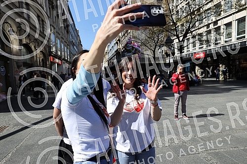 The Red Star football club organized a fan zone in Knez Mihailova Street on Wednesday from 2 to 5 pm in order to collect help for the treatment of Vukan Stoiljkovic, who suffers from spinal muscular atrophy.Fudbalski klub Crvena zvezda je u sredu o