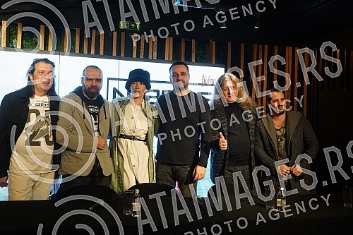 Pop rock band Neverne bebe has announced its new Belgrade concert in Kombank Hall for March 8 - Women's Day at the Jazz Canteen Club Lisbon within that cultural institution. Pop rock band Neverne bebe has announced its new Belgrade concert in Kombank Hall for March 8 - Women's Day at the Jazz Canteen Club Lisbon within that cultural institution.