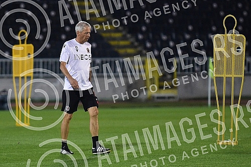 The players of FC Nice held a training session on the occasion of the upcoming Conference League match against FC Partizan.Igraci FK Nice odrzali su trening povodom predstojeceg meca Lige konferencija koji igraju protiv FK Partizan.
