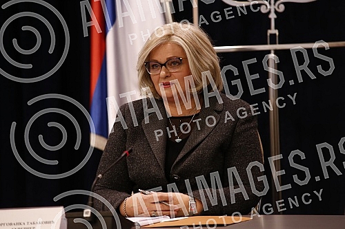 The National Bank of Serbia presented a three-year report on the results of the NBS's work in the field of protection of users of financial services.U Narodnoj banci Srbije predstavljen je trogodisnji izvestaj o rezultatima rada NBS u oblasti zasti