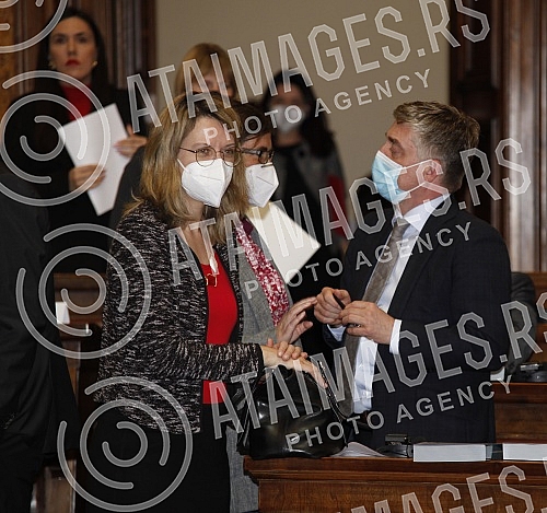 The plenary session of the National Convention on the EU was held in the House of the National Assembly.Plenarna sednica Nacionalnog konventa o EU odrzana je u Domu narodne skupstine.