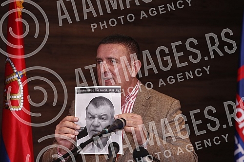 The movement Da se struka pita