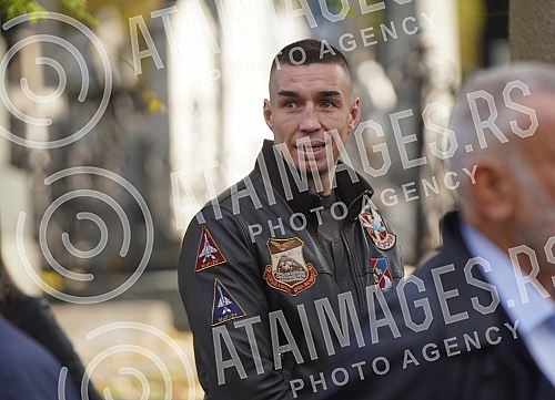 Funeral of Miroslav Popovic, President of the Serbian Professional Boxing Federation held at the New Cemetery - In the Alley of Merited Citizens.
Sahrana Miroslava Popovic, predsednik Srpske profi boks federacije odrzana na Novom groblju - U Aleji za Funeral of Miroslav Popovic, President of the Serbian Professional Boxing Federation held at the New Cemetery - In the Alley of Merited Citizens.
Sahrana Miroslava Popovic, predsednik Srpske profi boks federacije odrzana na Novom groblju - U Aleji za