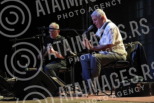 Singer Zoran Predin held a promotion of the book - Mongolian stains in the courtyard of the University and then a songwriting concert.
Pevac Zoran Predin odrzao je promociju knjige - Mongolske mrlje u dvoristu Univerziteta a zatim i kantautorski konc Singer Zoran Predin held a promotion of the book - Mongolian stains in the courtyard of the University and then a songwriting concert.
Pevac Zoran Predin odrzao je promociju knjige - Mongolske mrlje u dvoristu Univerziteta a zatim i kantautorski konc