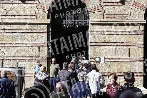 Srbijanka Turajlic, a retired professor of the University of Belgrade and an activist for human rights and freedoms, was buried at the New Cemetery.Profesorka Univerziteta u Beogradu u penziji i i aktivistkinja za ljudska prava i slobode Srbijanka 