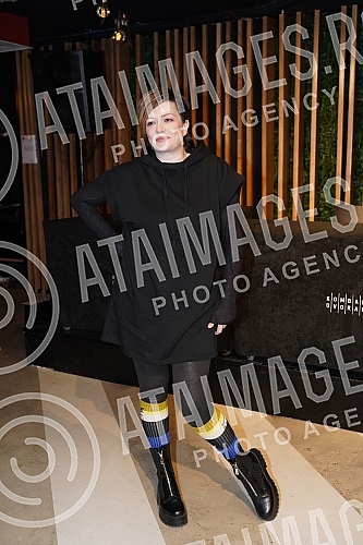 On the occasion of the concert in Kombank hall on February 13, the group Negative organized a gathering with journalists in the Jazz canteen Lisbon.
Grupe Negative je povodom koncerta u Kombank Dvorani 13. februara, organizovala druzenje sa novinari On the occasion of the concert in Kombank hall on February 13, the group Negative organized a gathering with journalists in the Jazz canteen Lisbon.
Grupe Negative je povodom koncerta u Kombank Dvorani 13. februara, organizovala druzenje sa novinari