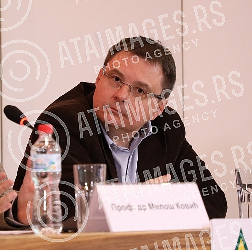 Catena mundi organized a press conference to discuss the imposition of sanctions on Russia.
Catena mundi je organizovala konferenciju za medije na kojoj je bilo reci uvodjenju sankcija Rusiji. Catena mundi organized a press conference to discuss the imposition of sanctions on Russia.
Catena mundi je organizovala konferenciju za medije na kojoj je bilo reci uvodjenju sankcija Rusiji.