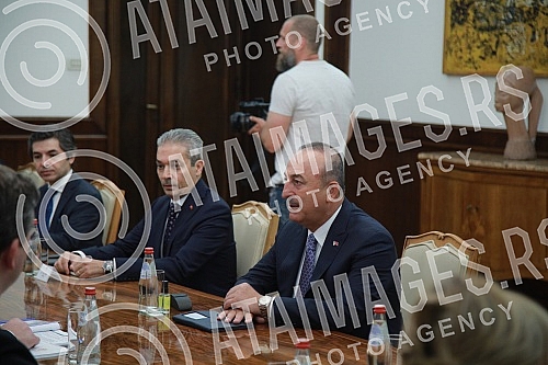 The President of the Republic of Serbia, Aleksandar Vucic, met with the Minister of Foreign Affairs of the Republic of Turkey, Mevlut Cavusoglu.Predsednik Republike Srbije Aleksandar Vucic sastao se sa ministrom spoljnih poslova Republike Turske Mev