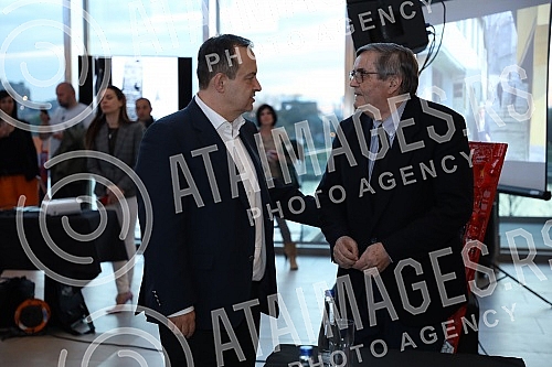 The cult film The cult film