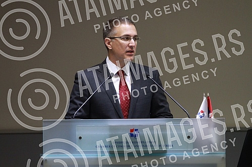 A Report on the Prevention of Terrorism and Money Laundering was presented in the Chamber of Commerce.U Privrednoj komori predstavljen izvestaj o sprecavanju terorizma i pranju novca.