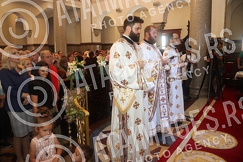 Today, Banja Luka celebrates the glory of the city - Savior's Day, and the celebration began in the Cathedral of Christ the Savior with the Holy Hierarch's Liturgy, and after the celebration, the Savior's Day liturgy passed around the Cathedral.Ban