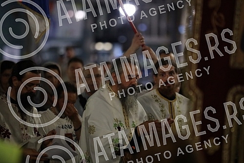 12. The Vidovdan liturgy with the blessing of His Eminence the Bishop of Raska and Prizren in exile G. G. Ksenofont began with a gathering at the monument to Prince Mihailo, where the Akathist was consecrated to the Holy Great Martyr Prince Lazar, an