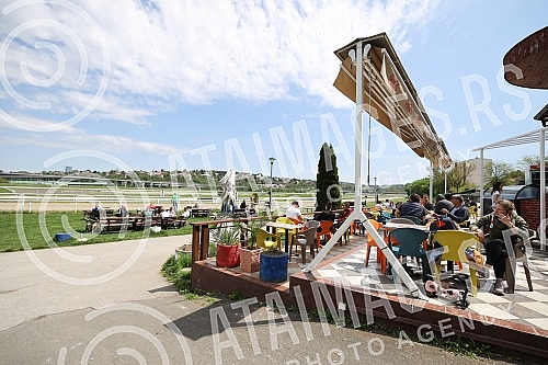 First May - Labor Day at the Belgrade Hippodrome.Prvi maj, praznik rada na beogradskom Hipodromu.