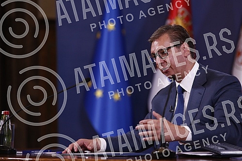 The President of Serbia, Aleksandar Vucic, held a press conference where he announced the name of the representative for the composition of the new Government and spoke about other topics - electricity, gas and Kosovo and Metohija.Predsednik Srbije 