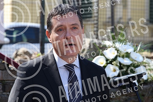 With the symbolic laying of books and flowers, the Day of Remembrance of the Suffering of the National Library of Serbia in the Second World War was marked on Kosancicev venac.
Simbolicnim polaganjem venaca i cveca obelezen je Dana secanja na strada With the symbolic laying of books and flowers, the Day of Remembrance of the Suffering of the National Library of Serbia in the Second World War was marked on Kosancicev venac.
Simbolicnim polaganjem venaca i cveca obelezen je Dana secanja na strada