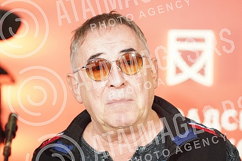 The crew of the cult play One Flew Over the Cuckoo's Nest left the Belgrade Drama Theater on the ex Yu tour