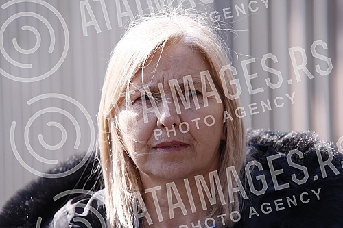 The president and vice-president of the Serbian movement Dveri, Bosko Obradovic and Ivan Kostic, held a press conference in front of the Embassy of the Russian Federation, condemning Vucic's decision to support a resolution against Russia.Predsedni