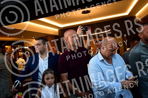 The official promotion of the new set of Nike FK Partizan jerseys for the 2022/23 season was held in the VIP Lounge above the center line of the Partizan stadium.Svecana promocija nove garniture Nike dresova FK Partizan za sezonu 2022/23 odrzana je