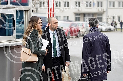 Accompanied by a lawyer, Vladimir Vuletic went to the premises of the Prosecutor's Office for Organized Crime in Ustanicka Street in Belgrade to be questioned about the circumstances of his cooperation with Veljko Belivuk's criminal organization, whi