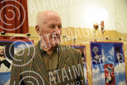 Remembrance of Lenka and Laza - book night on the occasion of 150 years since the birth of Jelena Lenka Dundjerski. Spomen na Lenku i Lazu  - knjizevno vece povodom 150 godina od rodjenja Jelene Lenke Dundjerski .