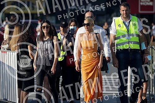 Capitol Park Rakovica became BIG Rakovica on June 28, and on that occasion a celebration was organized that began with a big concert by Natasa Bekvalac.Capitol Park Rakovica je od 28. juna postao BIG Rakovica, a tom prilikom priredjena je proslava 