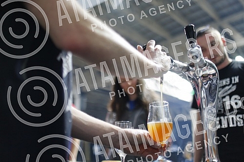 The second international craft beer festival held in a warehouse depot in Savamala.Drugi medjunarodni festival zanatskog piva odrzan u Magacinu Depo u Savamali.